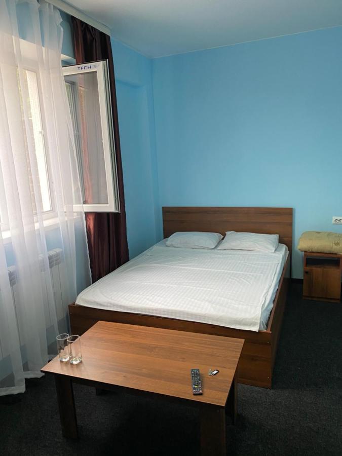 Hotel Пана à Almaty Extérieur photo